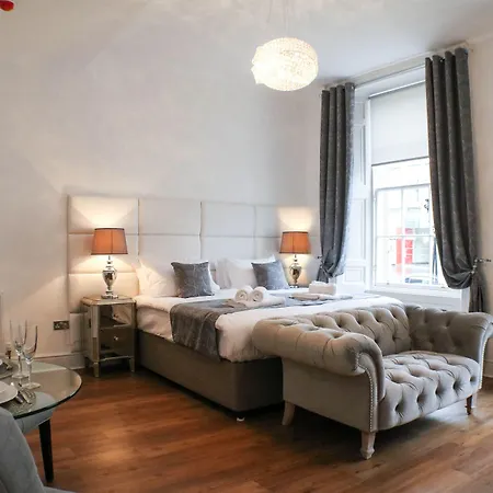Castle Apart-hotel Edimburgo