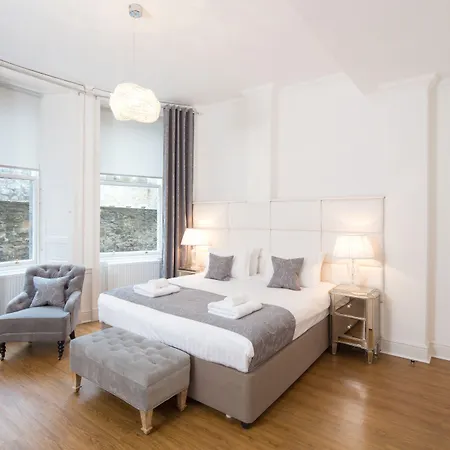 Castle Apart-hotel Edimburgo