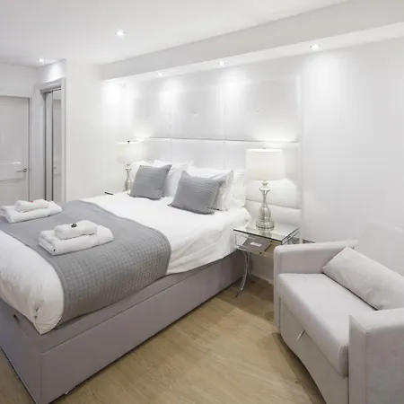 Hanover 71 إدنبرة