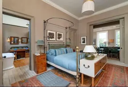 Elegant Georgian Retreat With Views Of Arthurs Seat Semesterbostad Edinburg