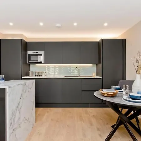 Stylish 2 Bed Centre With Parking アパート エディンバラ