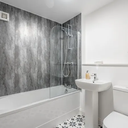 Stunning Upper In The City! * Edinburgh