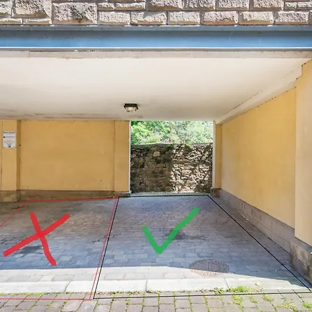 House Close To Old Town Апартаменты *