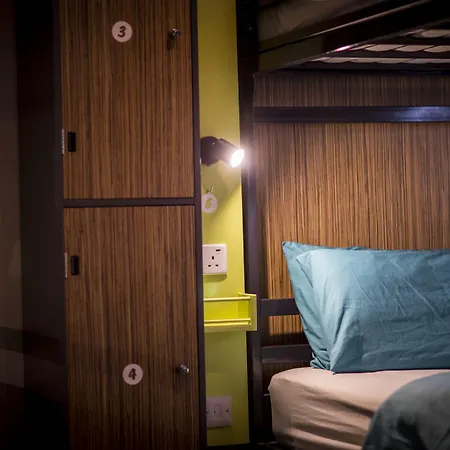 Kick Ass Greyfriars (adults Only) * Edimburgo