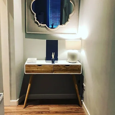 The Lane Apartment Edinburgh