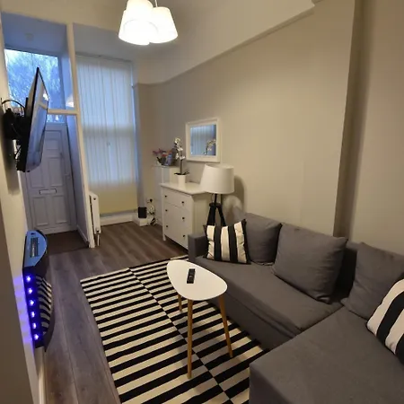 Slateford House Ground Floor Main Door *