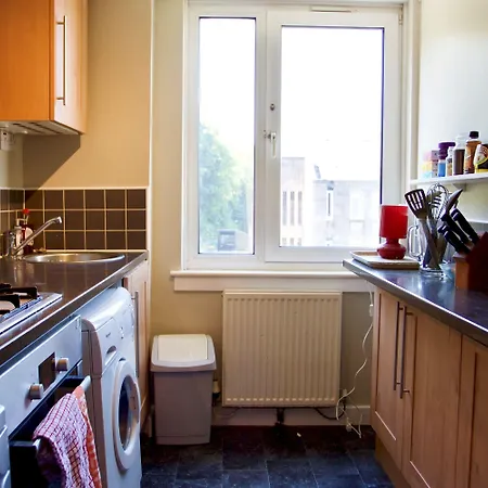 Bright Spacious 2 Bedroom In Stockbridge Edynburg