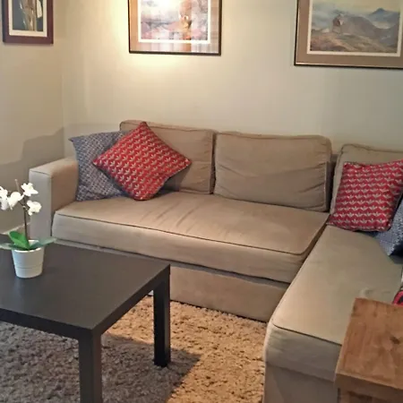Bright Spacious 2 Bedroom In Stockbridge * エディンバラ