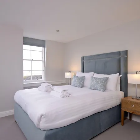 Destiny Scotland New Town Apartman