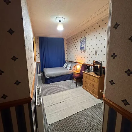 Travel Otel
