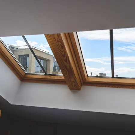 Mono Old Town Apartahotel