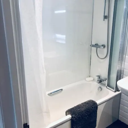 The Juniperlea Nocleg ze śniadaniem 4*