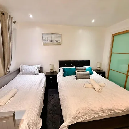 Ocean Park - Oceanfront - Free Parking And Fast Wifi * Edinburgh