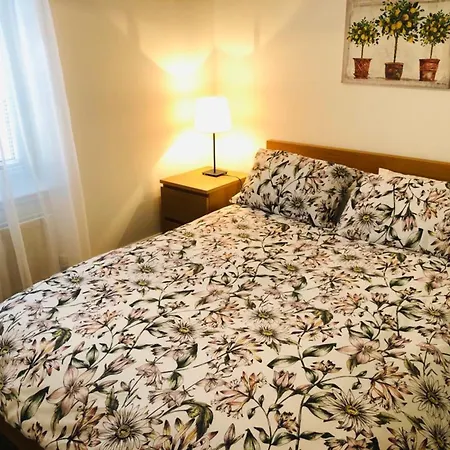 Apartment Remarkable 2 Bed In *