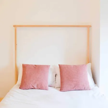 아파트 Modern 1 Bedroom Flat In The Heart Of *