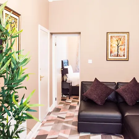 Montgomery - Crighton *