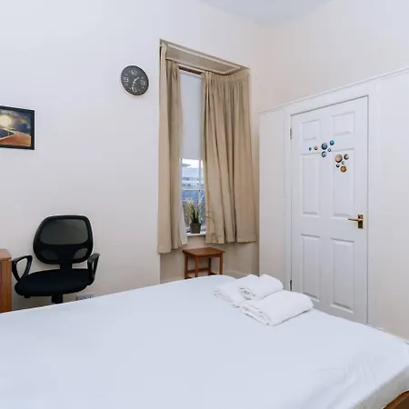 Apartman Bright High-ceiling 2bd Flat - Edinburgh! Edinburgh