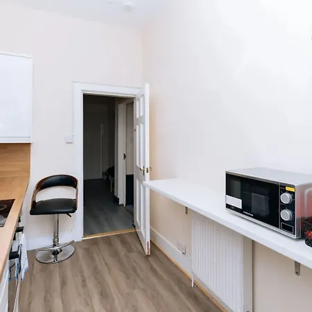 Bright High-ceiling 2bd Flat - Edinburgh! *