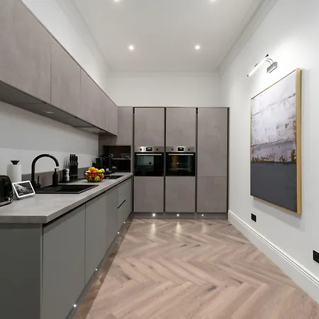 فندق Luxury Georgian Retreat - Hot Tub - Patio *