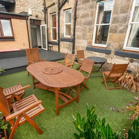 Holiday home Roomy 1 Level Free Parking