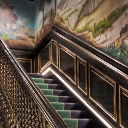 100 Princes Street 5* エディンバラ