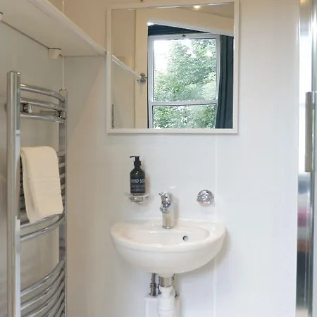 4 Friends House Gæstehus