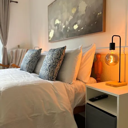 Quarto em Acomodações Particulares Bonnie Glebe Edimburgo