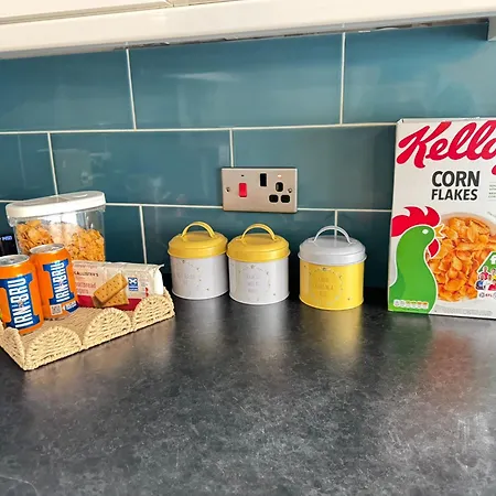 Spacious 1br Flat By Centre 아파트