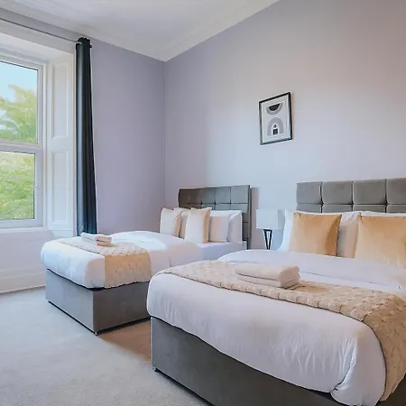 Grand Old Town Home, View, Cinema, Sleeps 10 * Edynburg