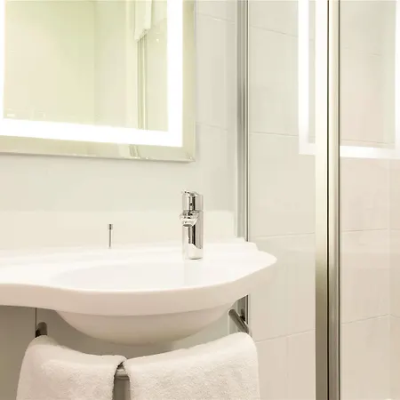 Ibis Centre Royal Mile Otel 3*