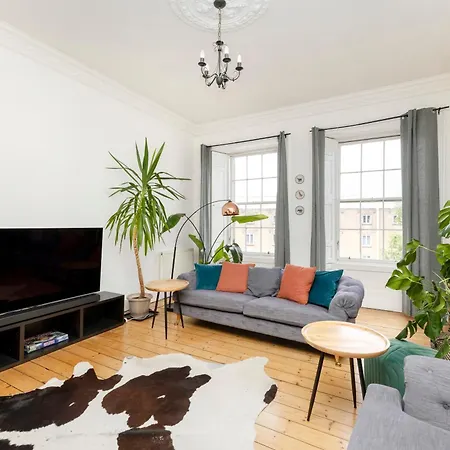 Chic And Stylish 2-bedroom Near Centre * エディンバラ