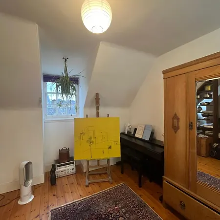 Light & Stylish Loft In Heart Of The Old Town Apartment Edinburgh