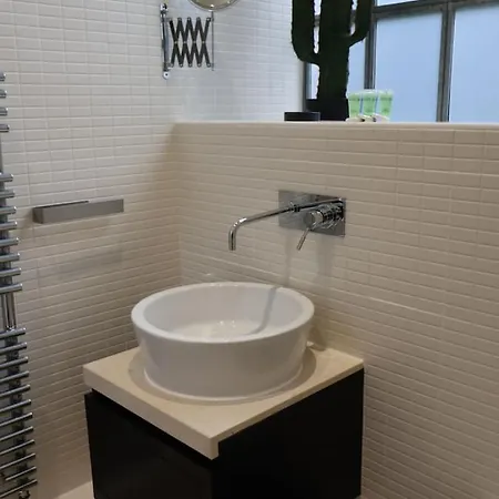 Stockbridge 1br With Parking * 爱丁堡