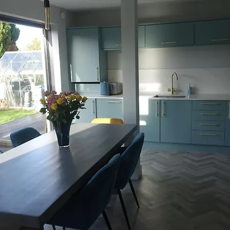 One - New To Market Apartment *