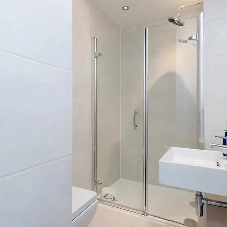 Castle - The Address Апартаменты Эдинбург