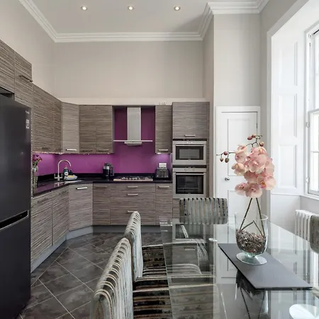 Castle - The Address Апартаменты Эдинбург