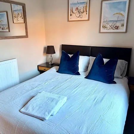 South Gyle House - Superfast Wifi And Free Parking - 7 Minutes From Airport * Edimburgo