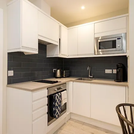 Argyl - Old Town Mews With Parking