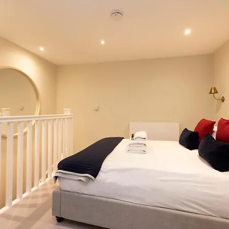 Argyl - Old Town Mews With Parking إدنبرة