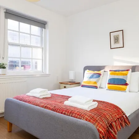 公寓 2-bedroom Old Town On Royal Mile *