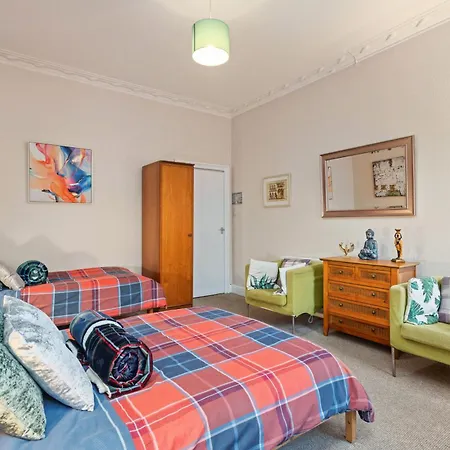 Spacious And Appartement *