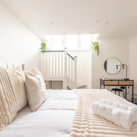 アパート Easter Cosy 4 Bedroom -