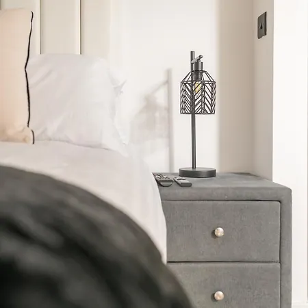 Easter Cosy 4 Bedroom - شقة