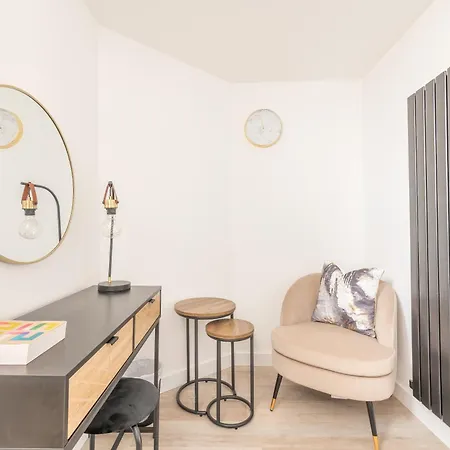 アパート Easter Cosy 4 Bedroom -