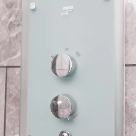 Luxurious Townhouse With Hot Tub Apartamento