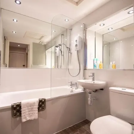 아파트 West Port - 2br In The Heart Of The Old Town Just Off The Grassmarket 에든버러