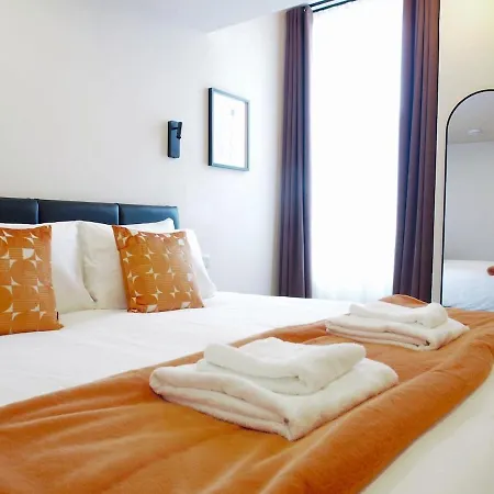 Apartmán Stylish Mezzanine Loft In - Flat 5, Elgin House *