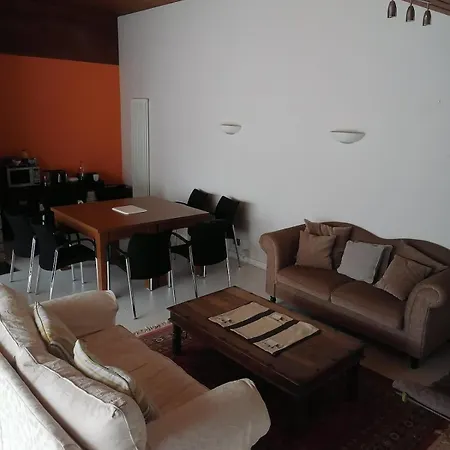 Bedroom In A 4 Bed House, Direct Bus To Center, Silver Édimbourg