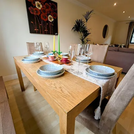 Holiday home Center Gem-4bd House! Edinburgh