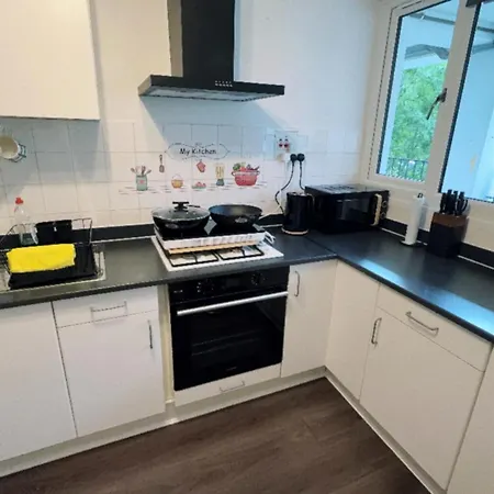 Apartamento Holyrood Holidays *